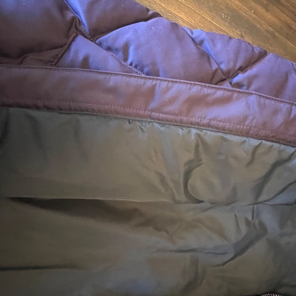 Eddie Bauer Women's Goose Down Quilted Puffer Vest, Size Medium - Picture 6 of 13